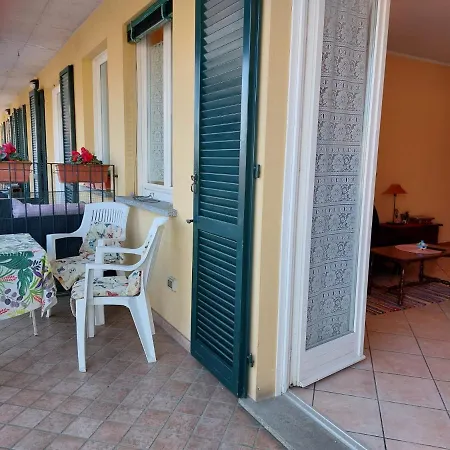 Casa Amarela Daire Gravedona